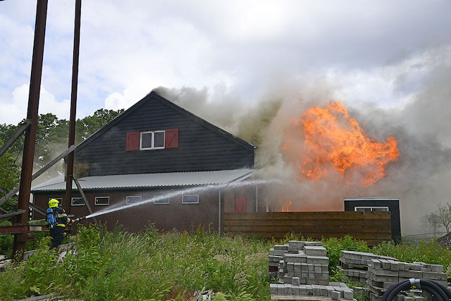 2019/124/20190608-14u34 GB 026 Grote brand Sloterweg.jpg